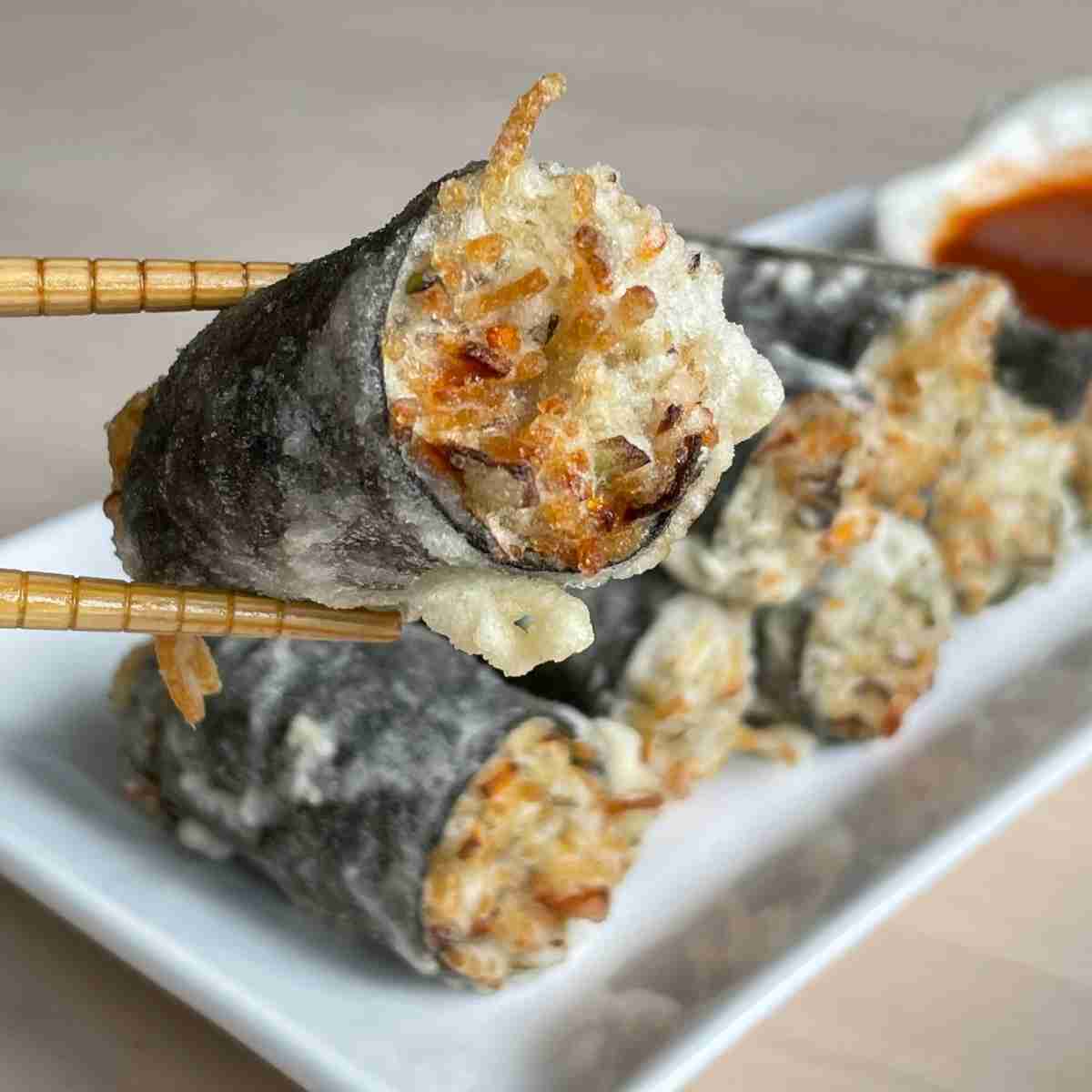 deep fried korean seaweed roll vegetarian
