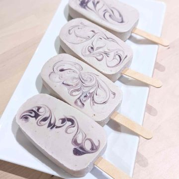 Taro ice cream using milk tea powder