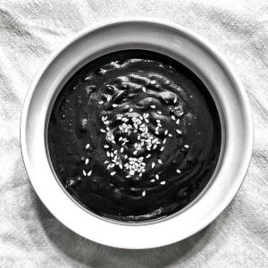 Black sesame paste recipe in a bowl