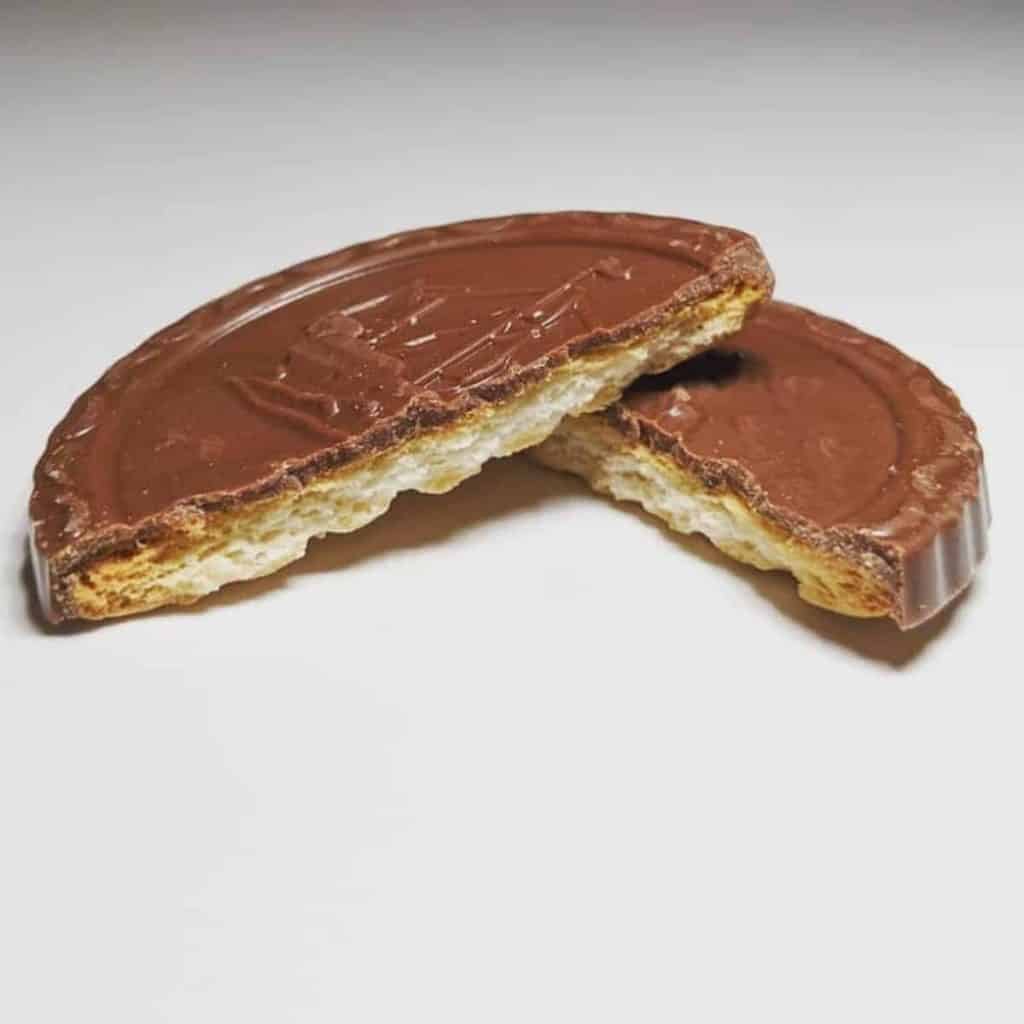 Lotte Chocolate Binch Biscuits