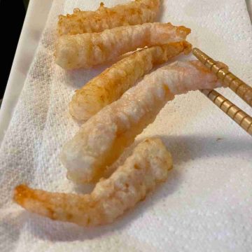 fried Japanese battered prawns on towel