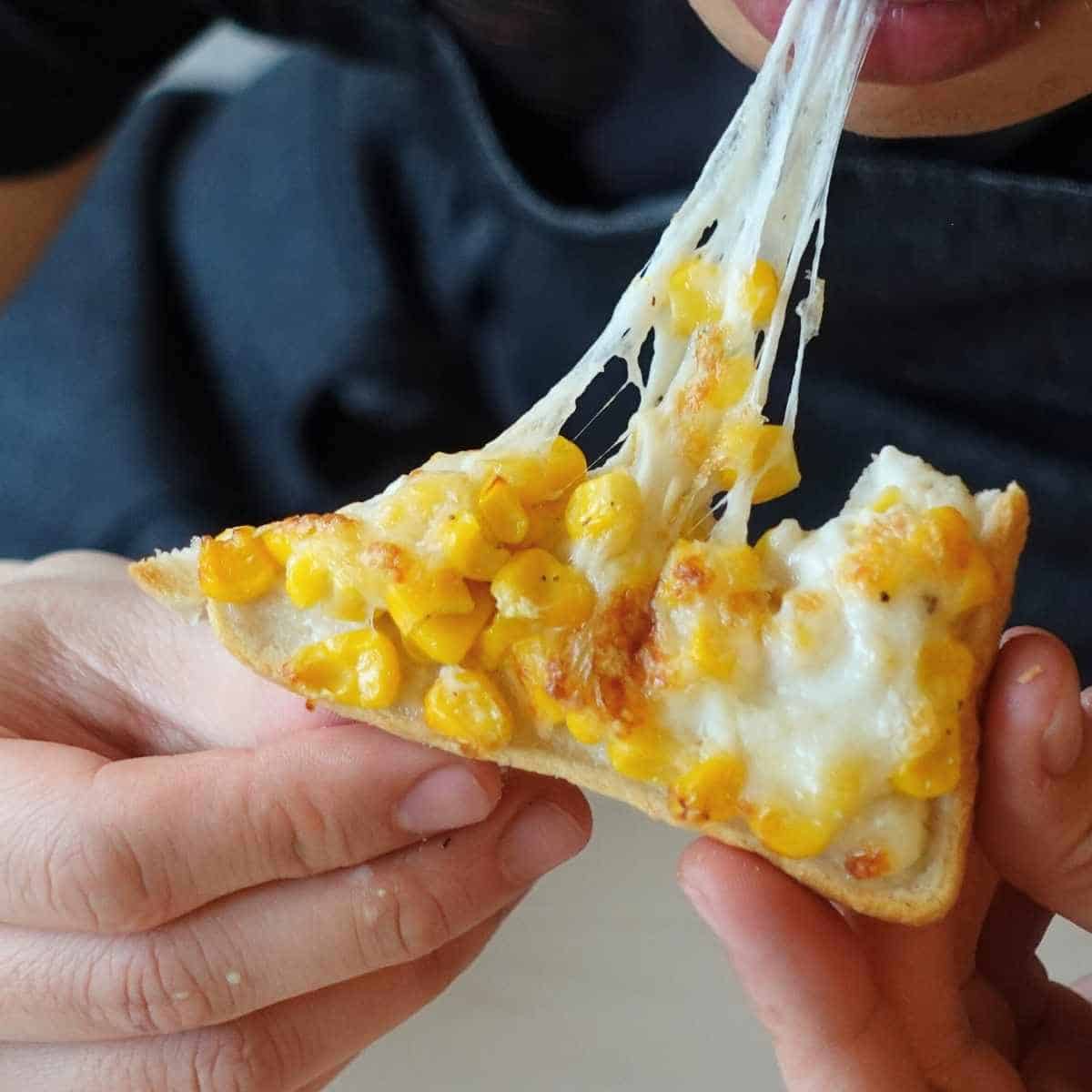 Korean corn cheese pull