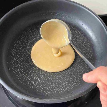 Add dorayaki batter on pan