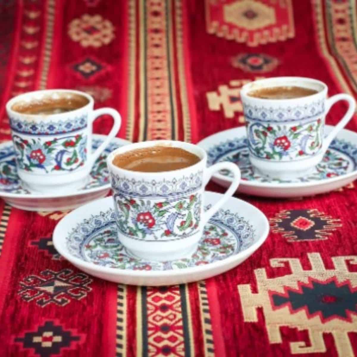 Turk kahvesi on red carpet