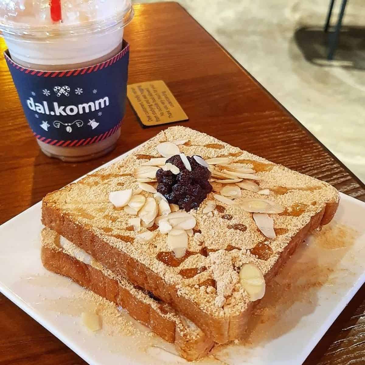Injeolmi toast with almond flakes, red bean paste and honey