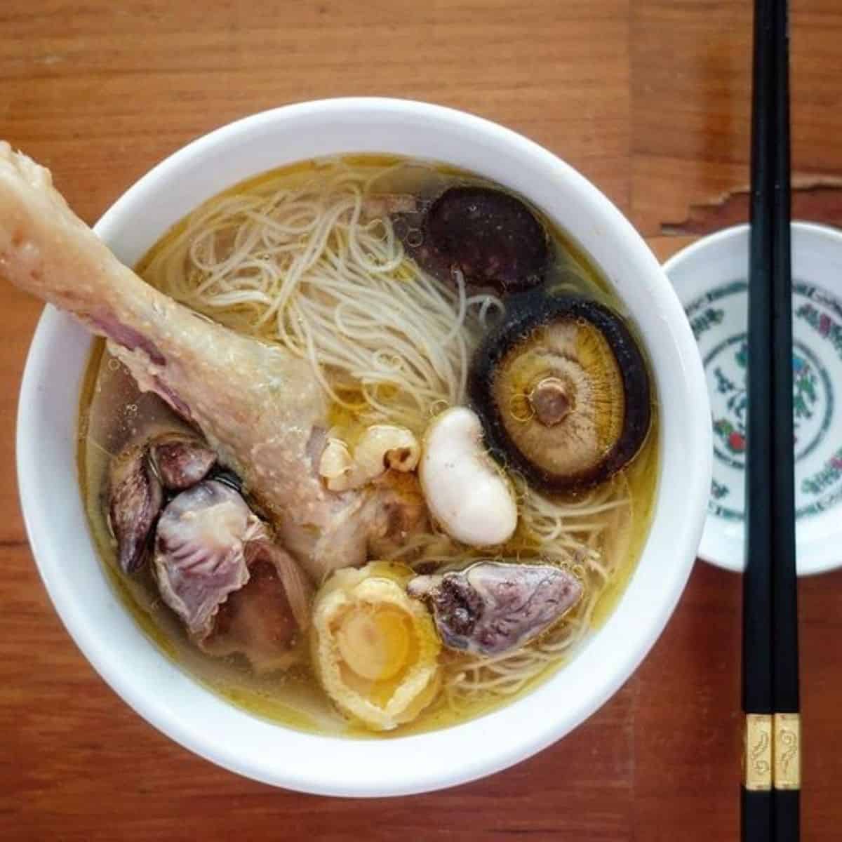 Longevity noodles with mushroom, ebolone and chicken drumstick