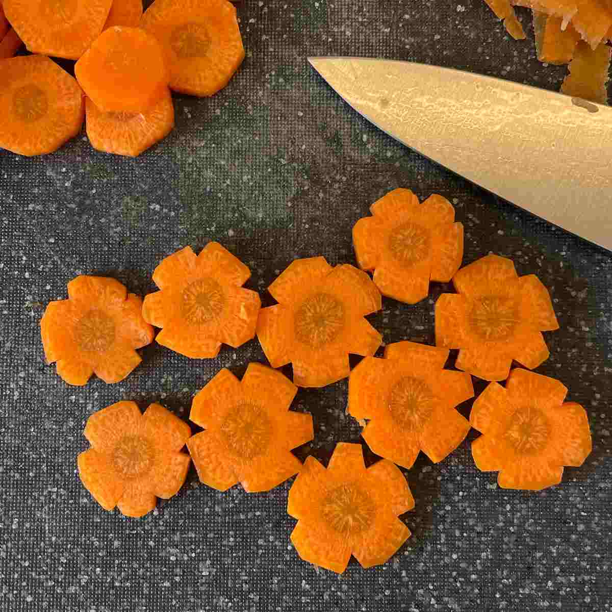 make carrot flowers