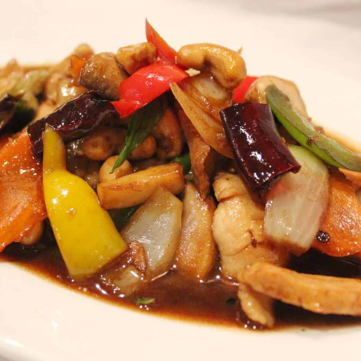 stir fried chicken with cashew nut Kanok Thai Restaurant