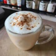 Easy Vanilla Chai Tea Latte Recipe (Iced)
