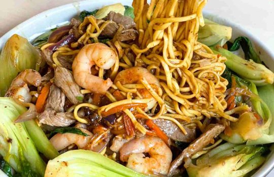 Hong Kong Noodles Recipe (Stir Fry Cantonese Chow Mein)