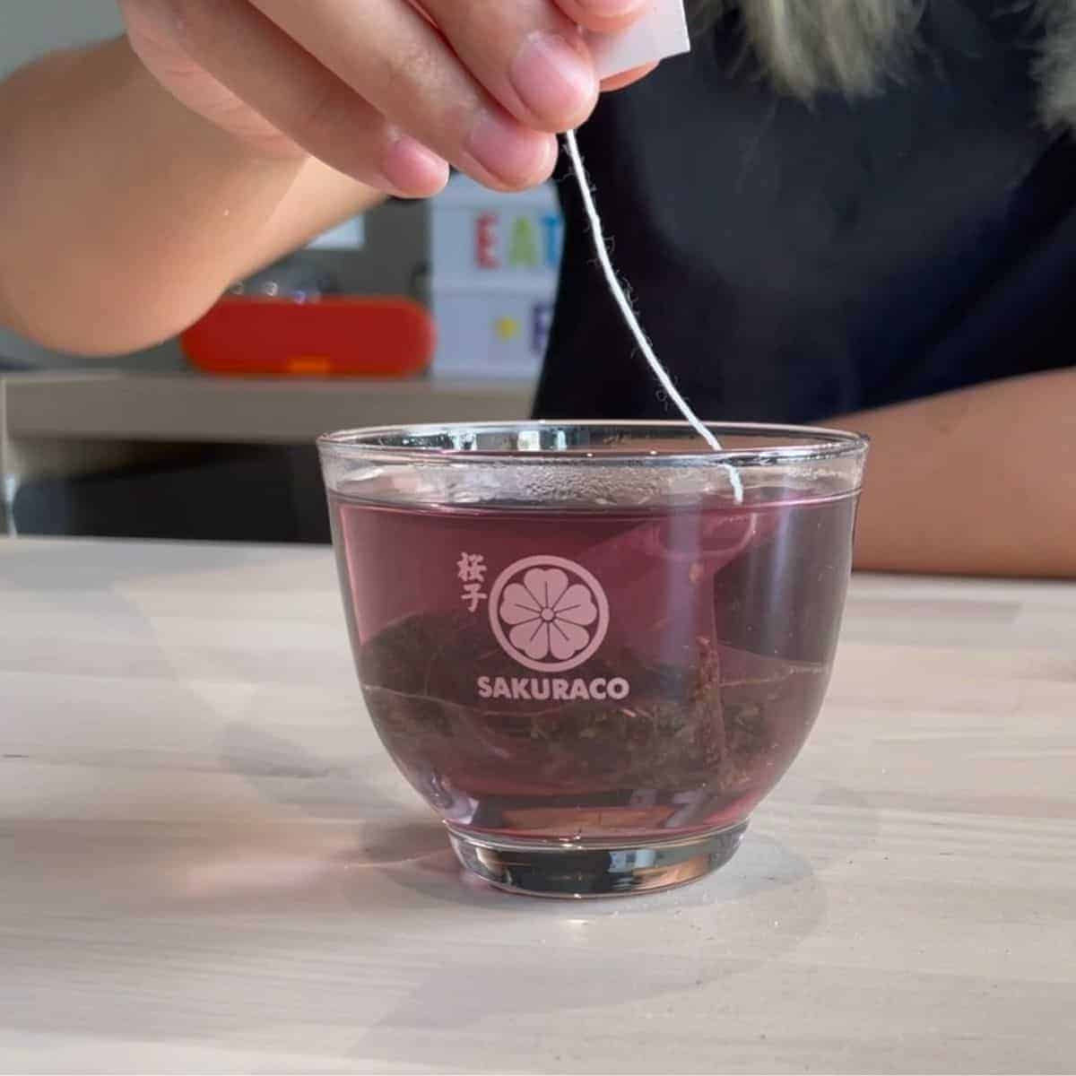 Sakuraco Hibiscus tea