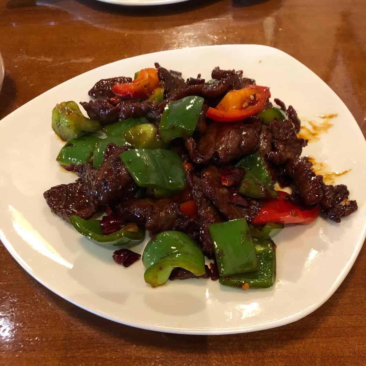 Toasted Kung Pao Beef with green and red bell pepper