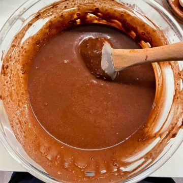 mix wet mochi brownie ingredients