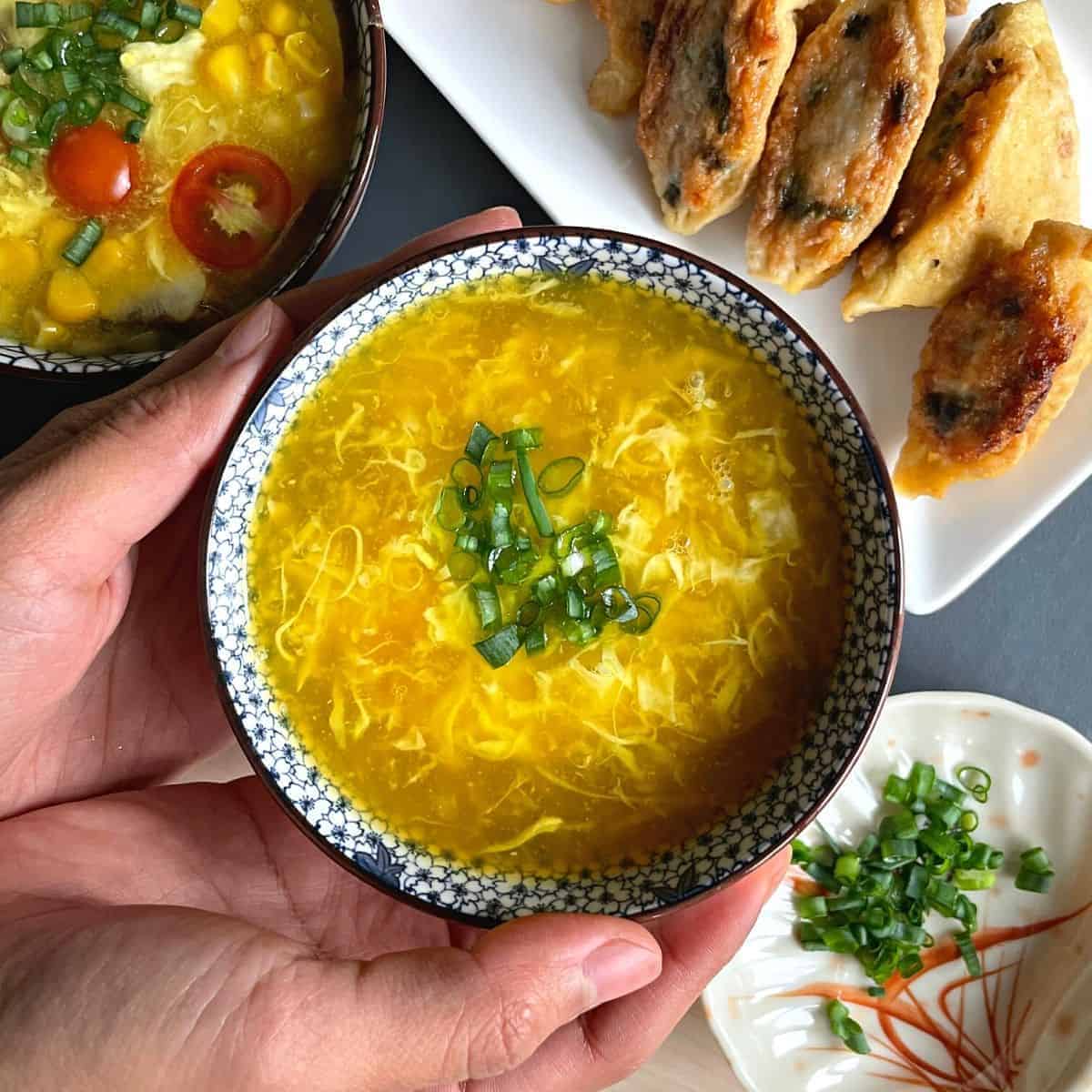 How to make Egg flower soup at home