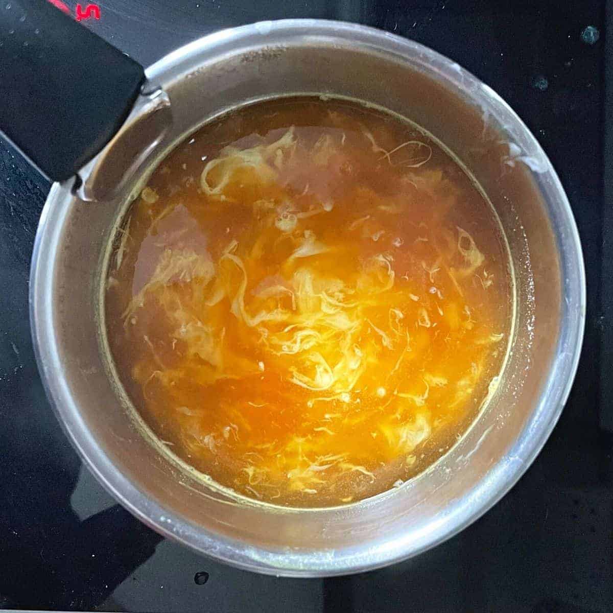Ribbons in the egg flower soup
