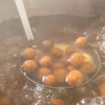 cook tapioca balls under low heat